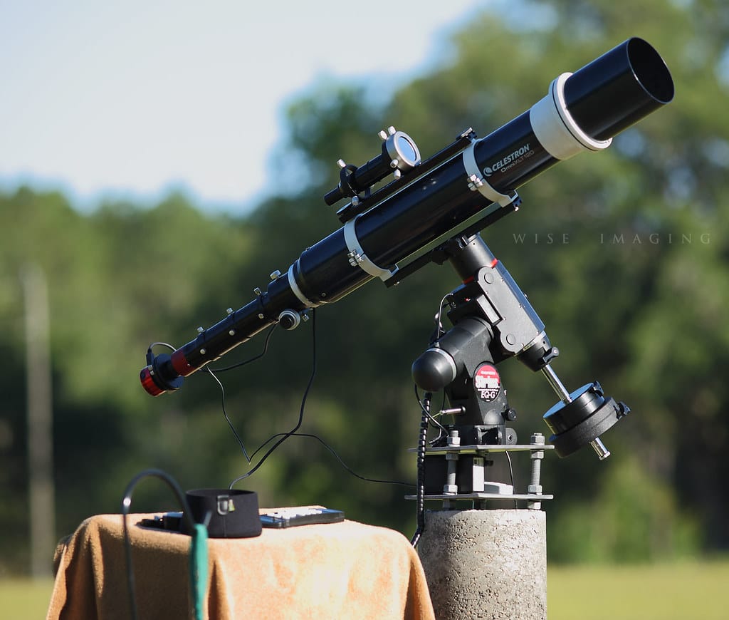 Celestron Omni XLT 102 Best for intermediate astronomers and Suitable for those who require good-quality optics