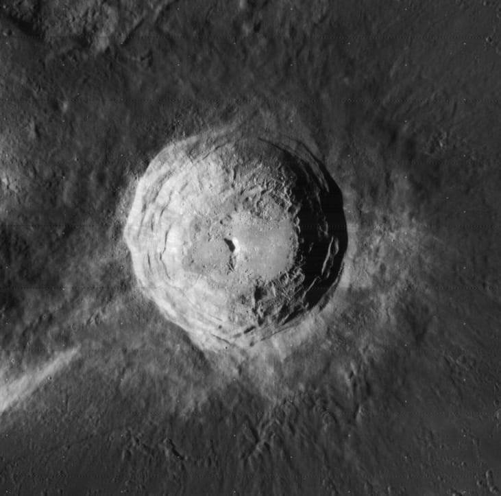 Aristarchus crater